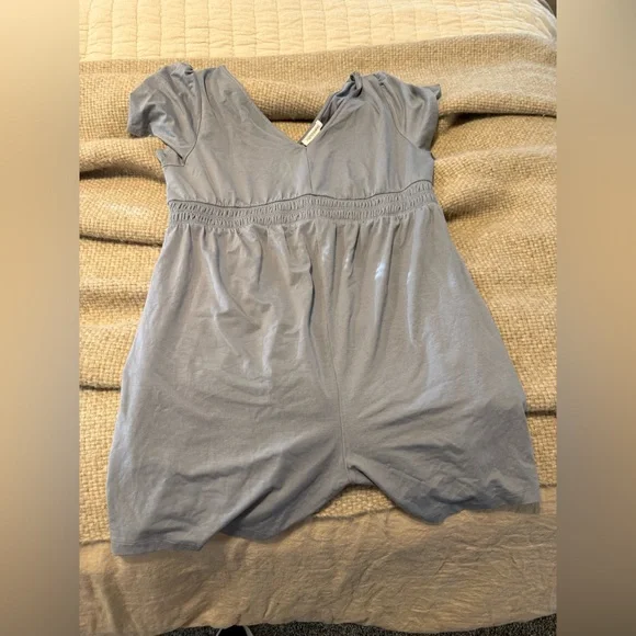 Ingrid & Isabel Gray Maternity Romper - Picture 2 of 7